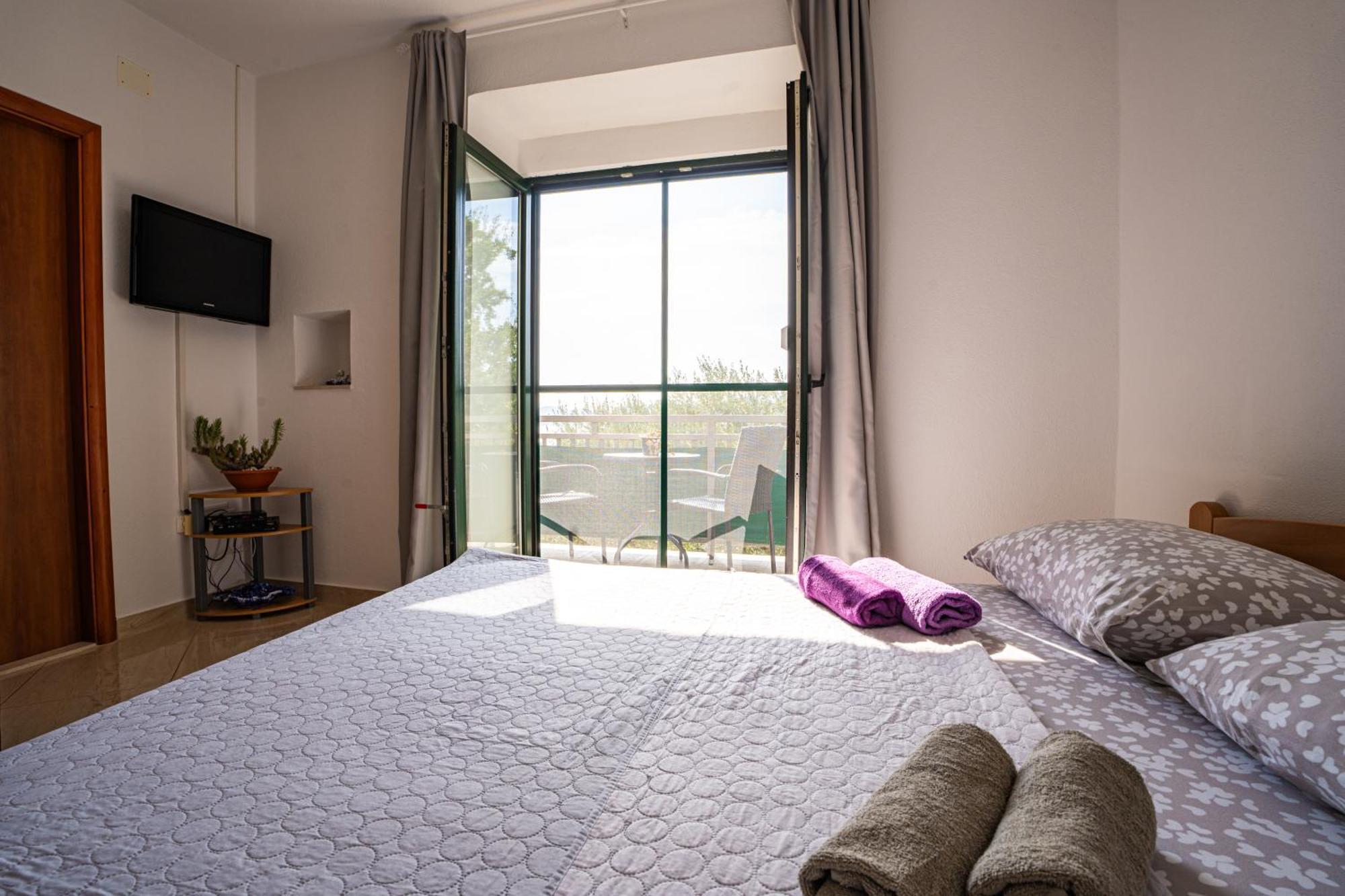 Apartmani Kremena Small Beach 200M Klek Buitenkant foto