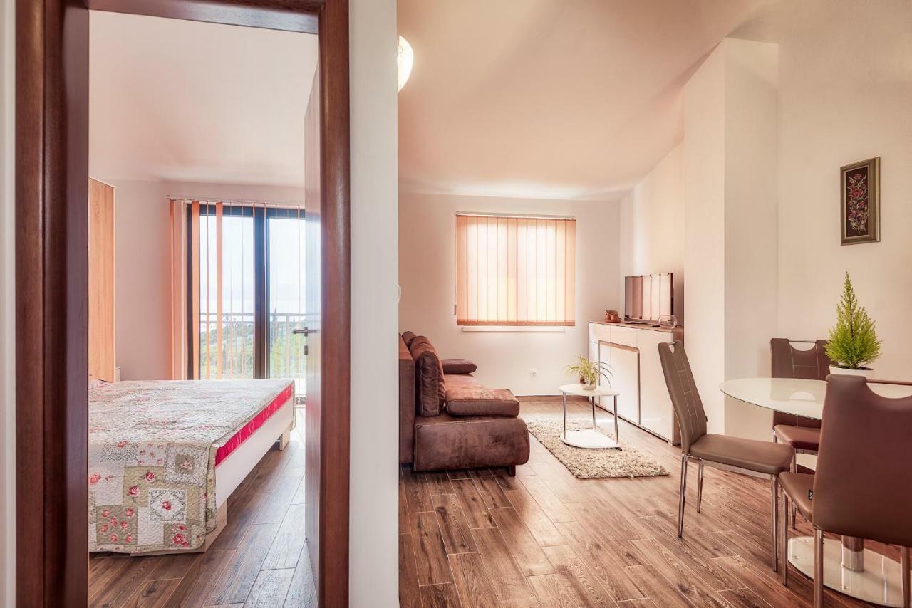 Apartmani Kremena Small Beach 200M Klek Buitenkant foto