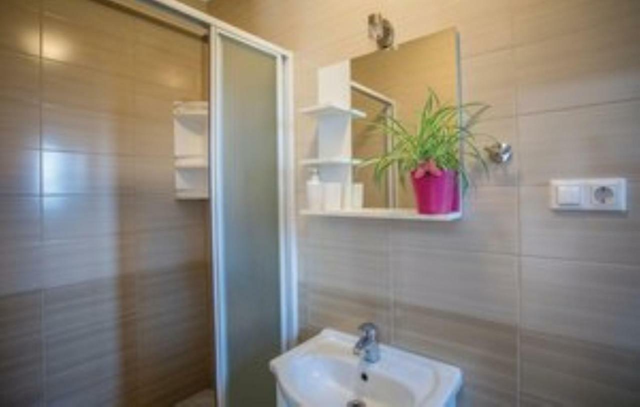 Apartmani Kremena Small Beach 200M Klek Buitenkant foto
